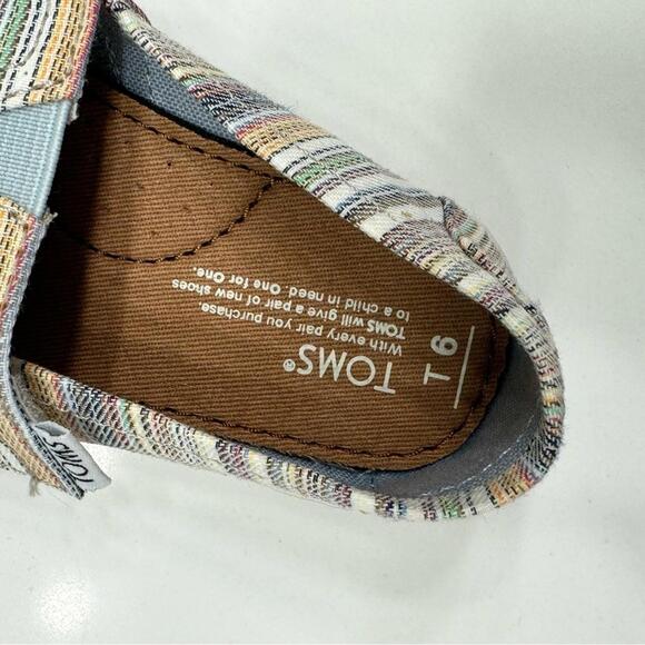 NWT Toms Alpargata Striped Multi-Colored Velcro Strap Girls Slip-on shoes Size 6 - Picture 6 of 7